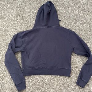 Brandy Melville Cropped Sweatshirt